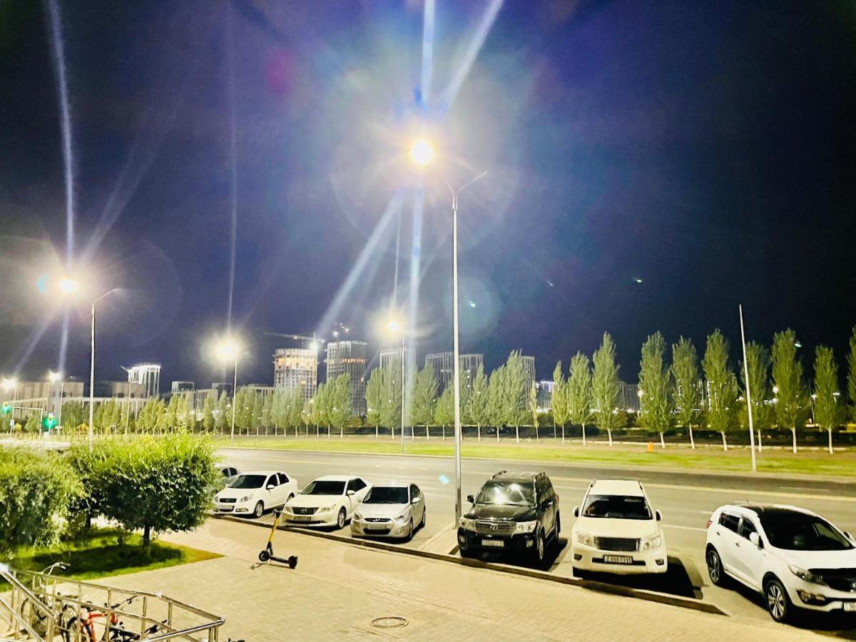 Park Avenue Напротив Ботанического Сада Astana Luaran gambar